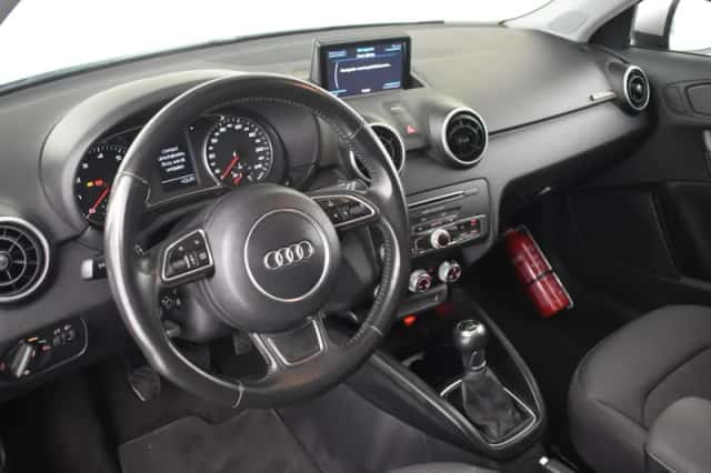 Audi A1 (2018) thumbnail 4