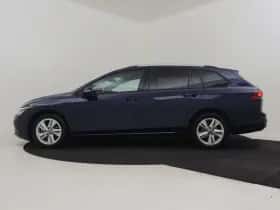 Volkswagen Golf (2021) thumbnail 3