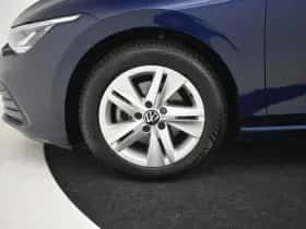 Volkswagen Golf (2021) thumbnail 24
