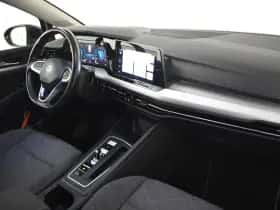Volkswagen Golf (2021) thumbnail 6