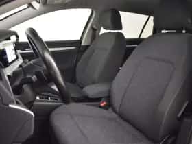 Volkswagen Golf (2021) thumbnail 7