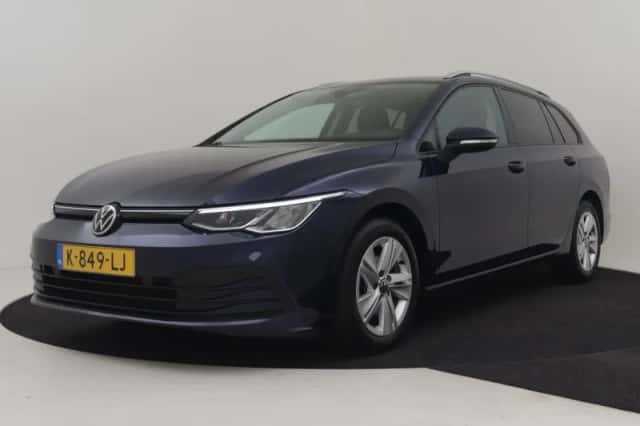 Volkswagen Golf (2021) thumbnail 1