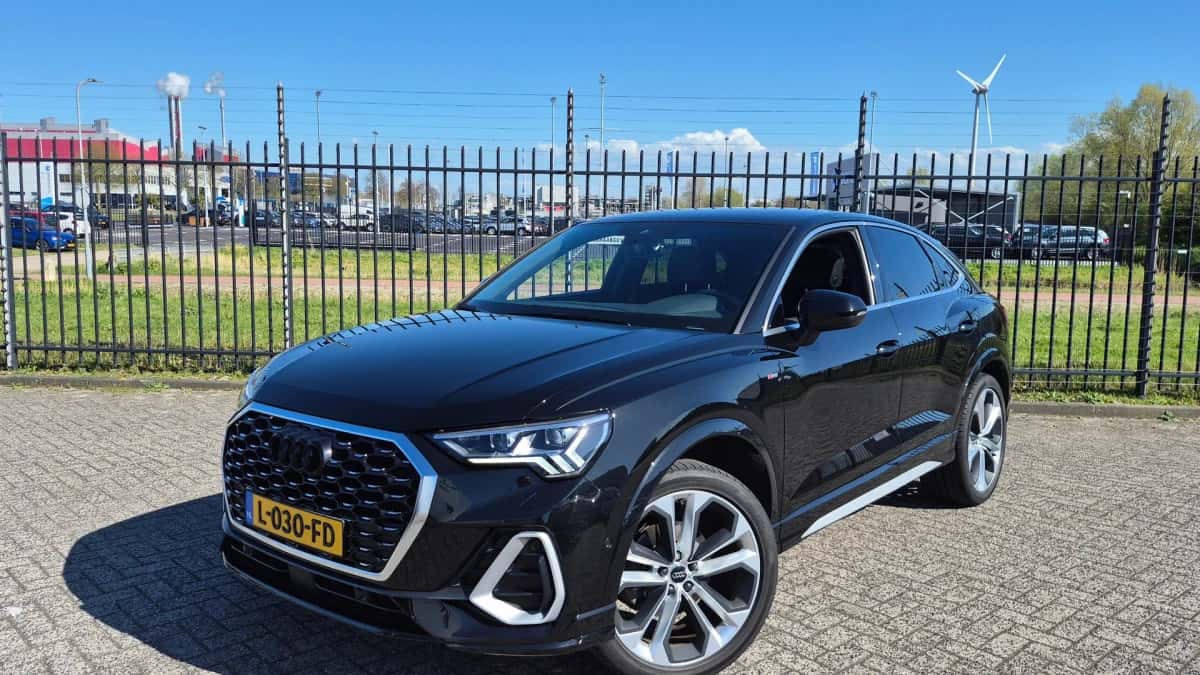 Audi Q3 (2020) — foto 1