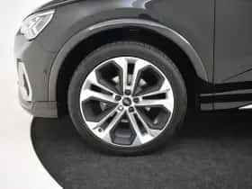 Audi Q3 (2020) thumbnail 30