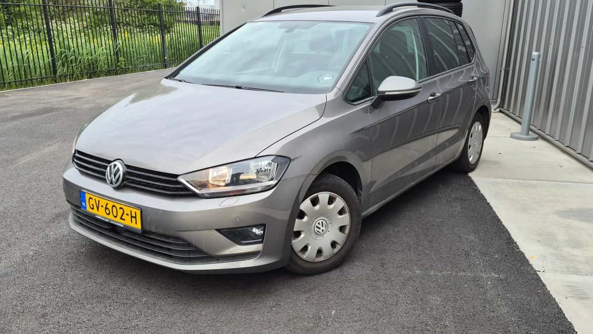 Volkswagen Golf (2015) — foto 1