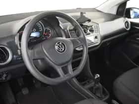 Volkswagen Up! (2023) thumbnail 4