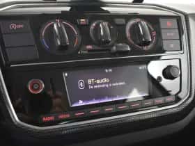 Volkswagen Up! (2022) thumbnail 12