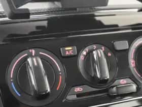 Volkswagen Up! (2022) thumbnail 13