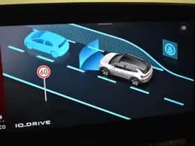 Volkswagen ID.4 (2021) thumbnail 16