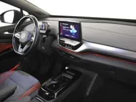 Volkswagen ID.4 (2021) thumbnail 5