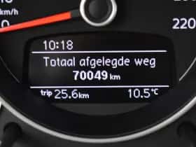 Volkswagen Up! (2018) thumbnail 14