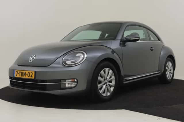 Volkswagen Beetle (2014) thumbnail 1