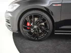 Volkswagen Golf (2019) thumbnail 23