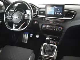 Kia Proceed (2019) thumbnail 5