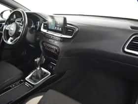 Kia Proceed (2019) thumbnail 6