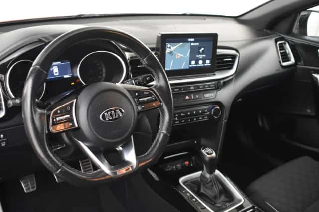 Kia Proceed (2019) thumbnail 4