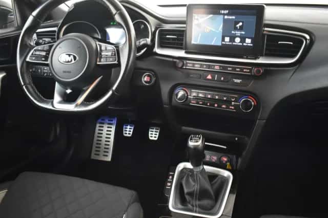 Kia Proceed (2019) thumbnail 5