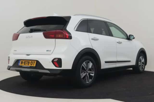 Kia Niro (2021) thumbnail 2