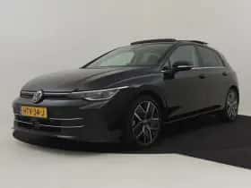 Volkswagen Golf (2025) thumbnail 1