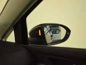 Volkswagen Golf (2025) thumbnail 22