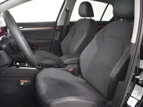 Volkswagen Golf (2025) thumbnail 7
