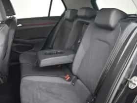 Volkswagen Golf (2025) thumbnail 9