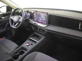 Volkswagen Tiguan (2025) thumbnail 6