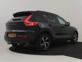Volvo XC40 (2020) thumbnail 2