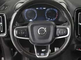 Volvo XC40 (2020) thumbnail 11
