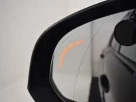 Volvo XC40 (2020) thumbnail 24