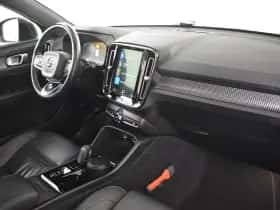Volvo XC40 (2020) thumbnail 5