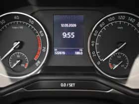 Škoda Superb (2017) thumbnail 31