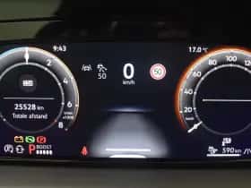 Volkswagen Golf (2025) thumbnail 14