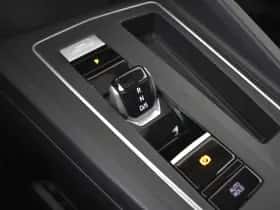 Volkswagen Golf (2025) thumbnail 18