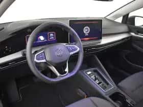 Volkswagen Golf (2025) thumbnail 4