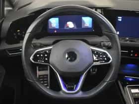Volkswagen Golf (2022) thumbnail 11