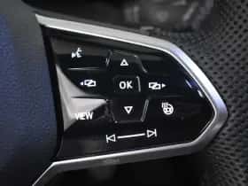 Volkswagen Golf (2022) thumbnail 13
