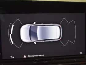 Volkswagen Golf (2022) thumbnail 19