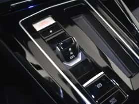 Volkswagen Golf (2022) thumbnail 24