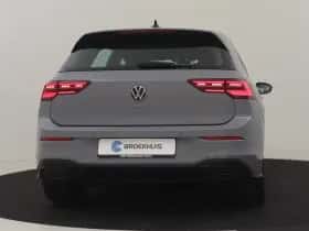 Volkswagen Golf (2022) thumbnail 30
