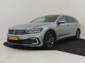 Volkswagen Passat (2021) thumbnail 1