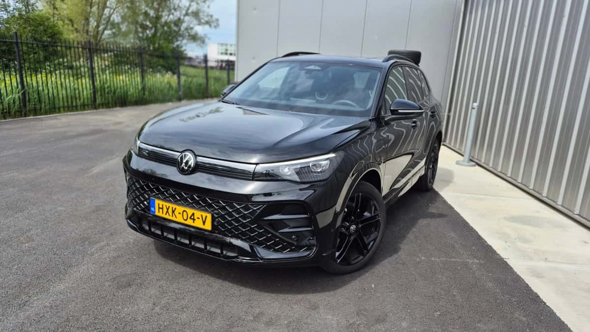 Volkswagen Tiguan (2025) — foto 1