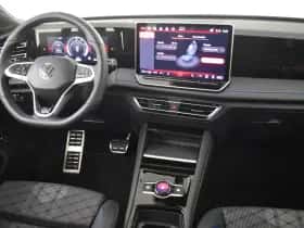 Volkswagen Tiguan (2025) thumbnail 5