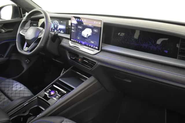 Volkswagen Tayron (2025) thumbnail 4