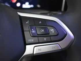 Volkswagen Golf (2025) thumbnail 13