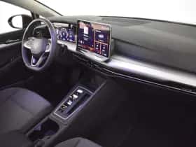 Volkswagen Golf (2025) thumbnail 5