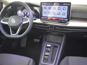 Volkswagen Golf (2025) thumbnail 10