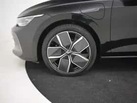Volkswagen Golf (2025) thumbnail 26