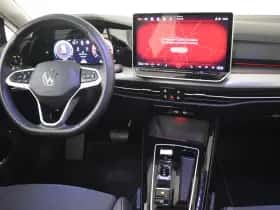 Volkswagen Golf (2025) thumbnail 9