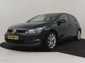 Volkswagen Golf (2015) thumbnail 1